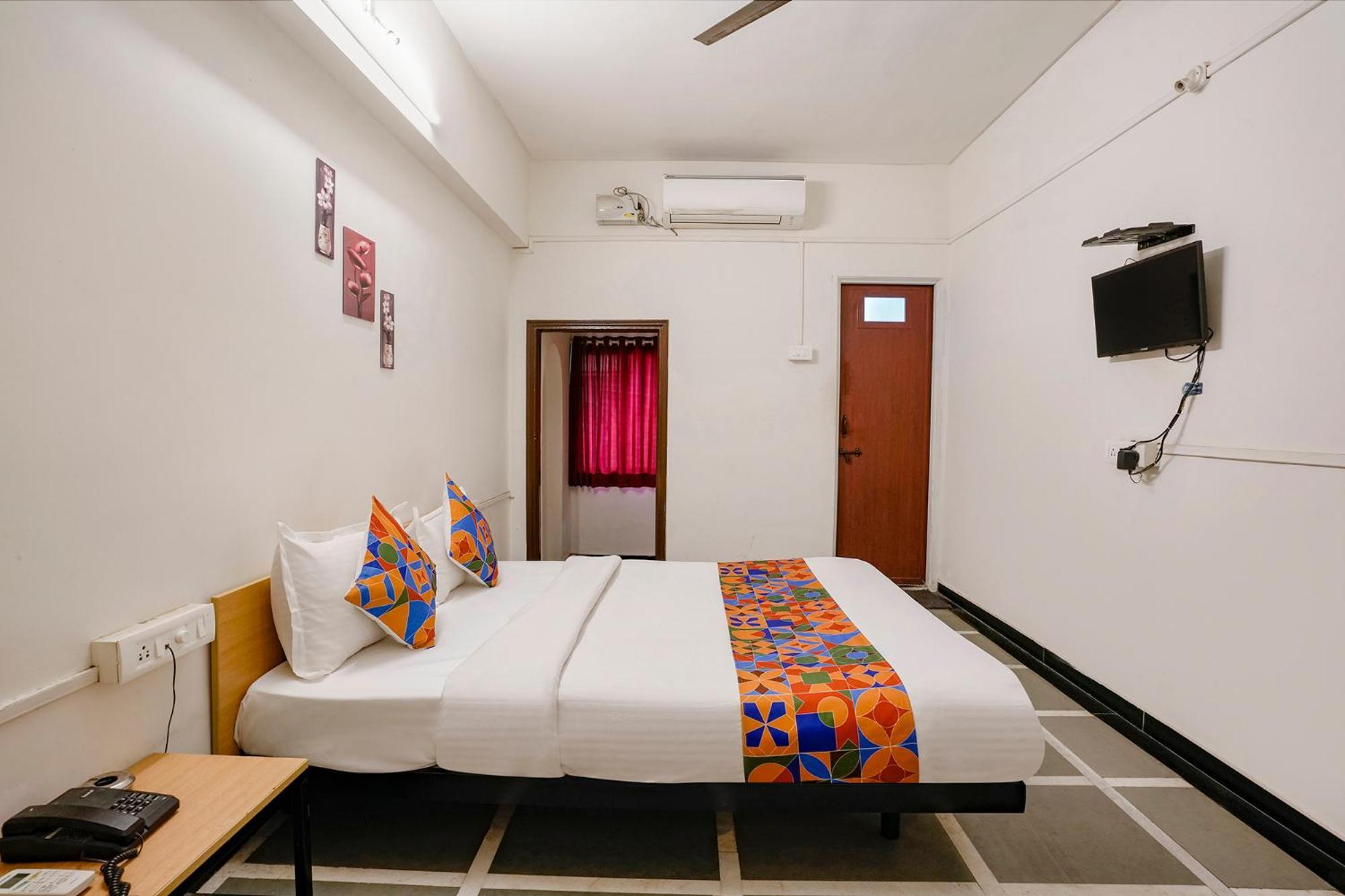 Fabhotel Saubhagya Inn Nashik Exterior photo