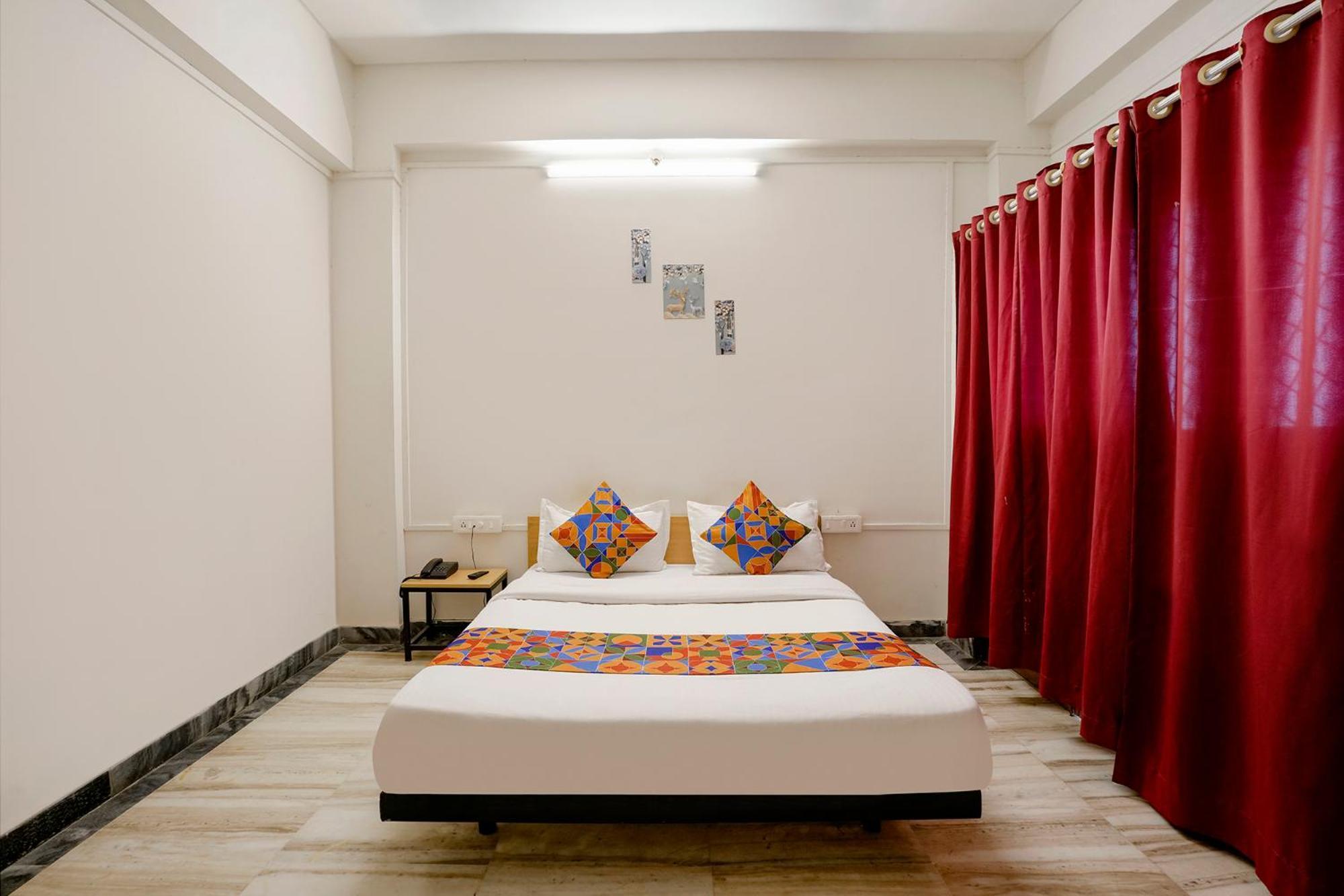 Fabhotel Saubhagya Inn Nashik Exterior photo