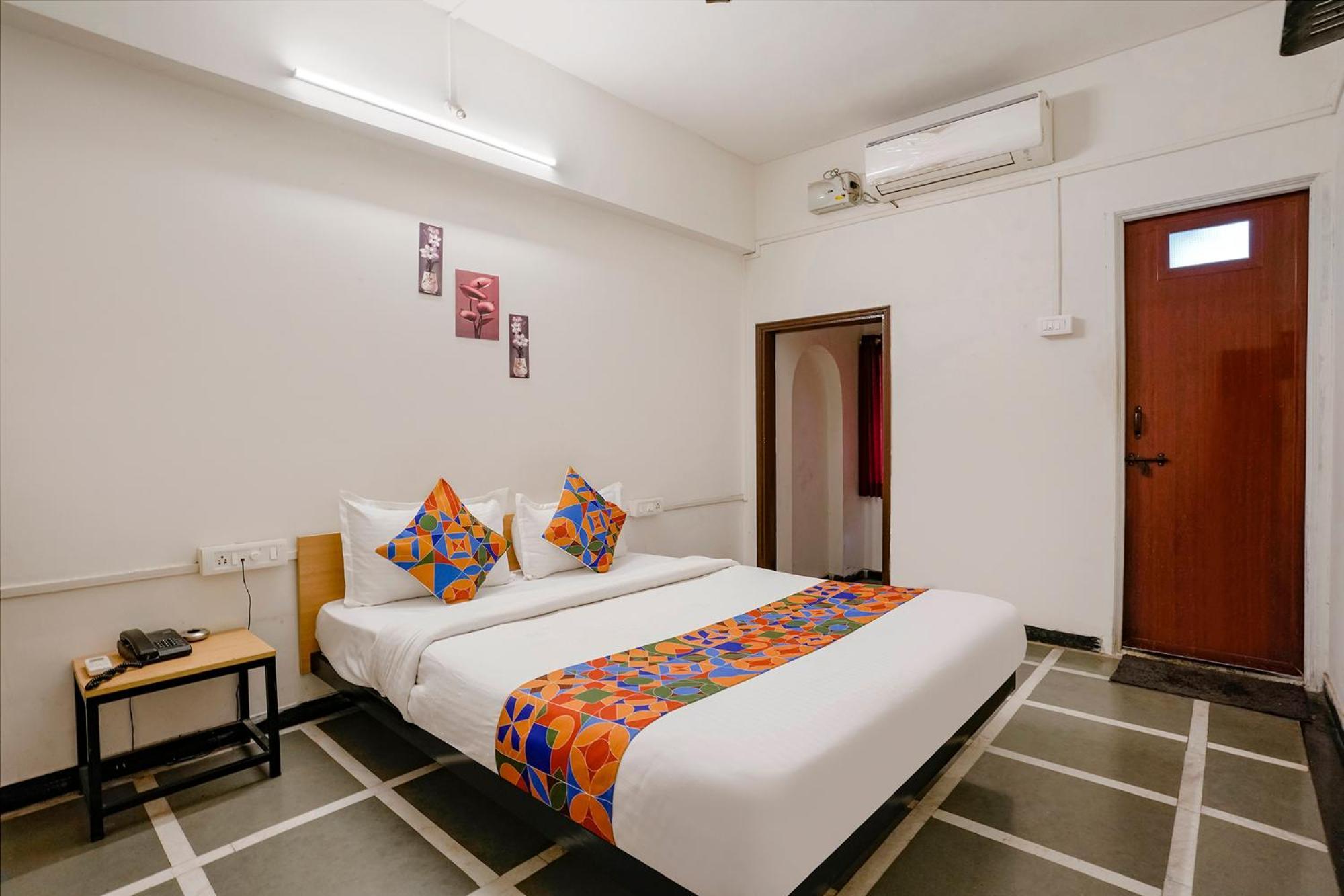 Fabhotel Saubhagya Inn Nashik Exterior photo